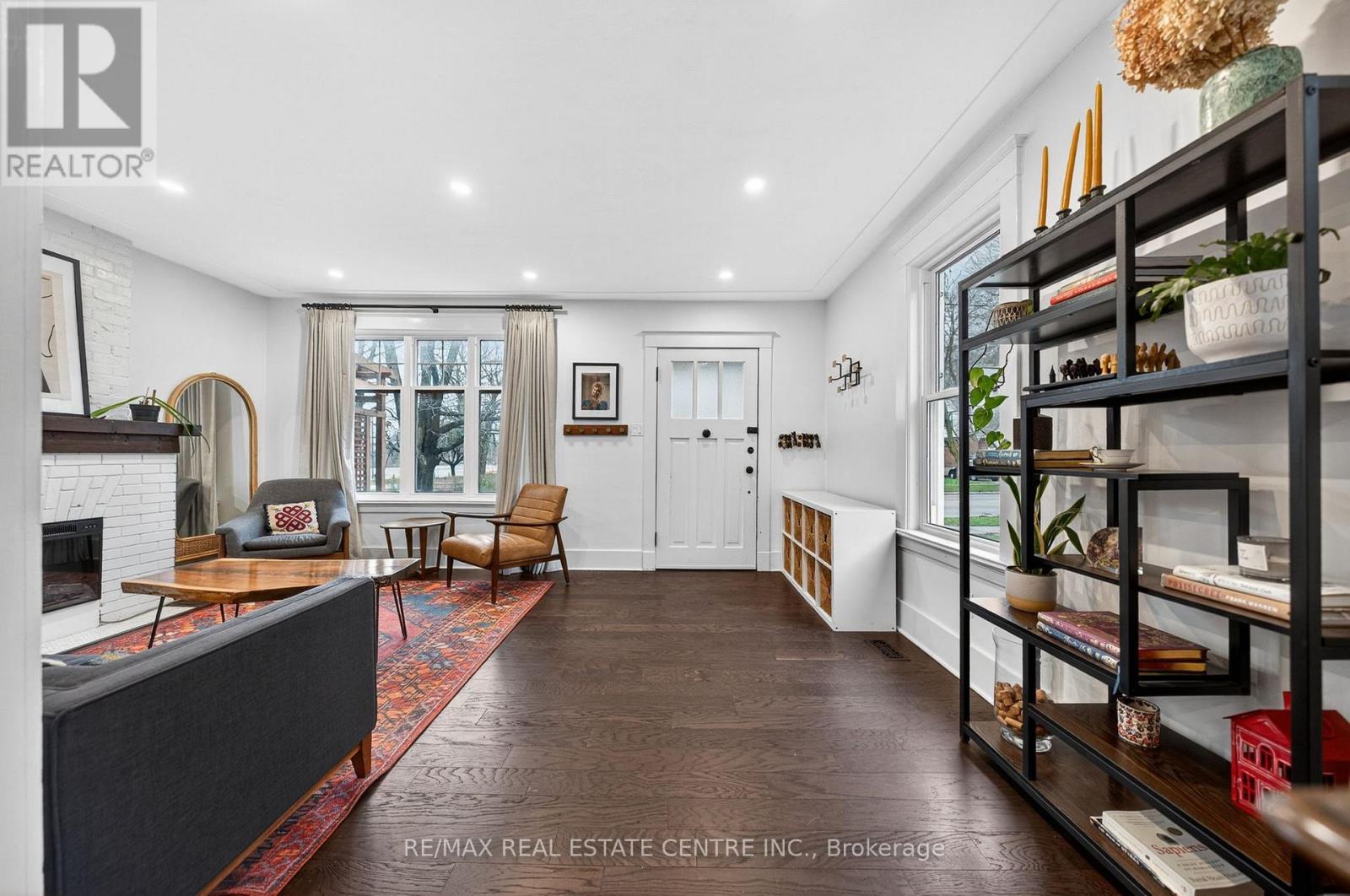 282 Park Street, Kitchener, ON - Indoor With Fireplace