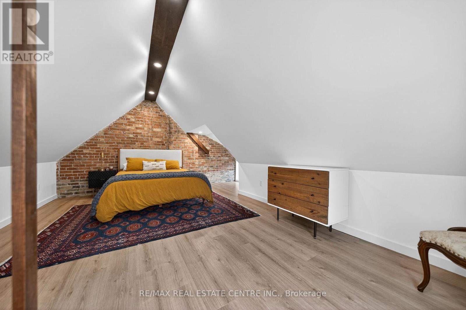 282 Park Street, Kitchener, ON - Indoor