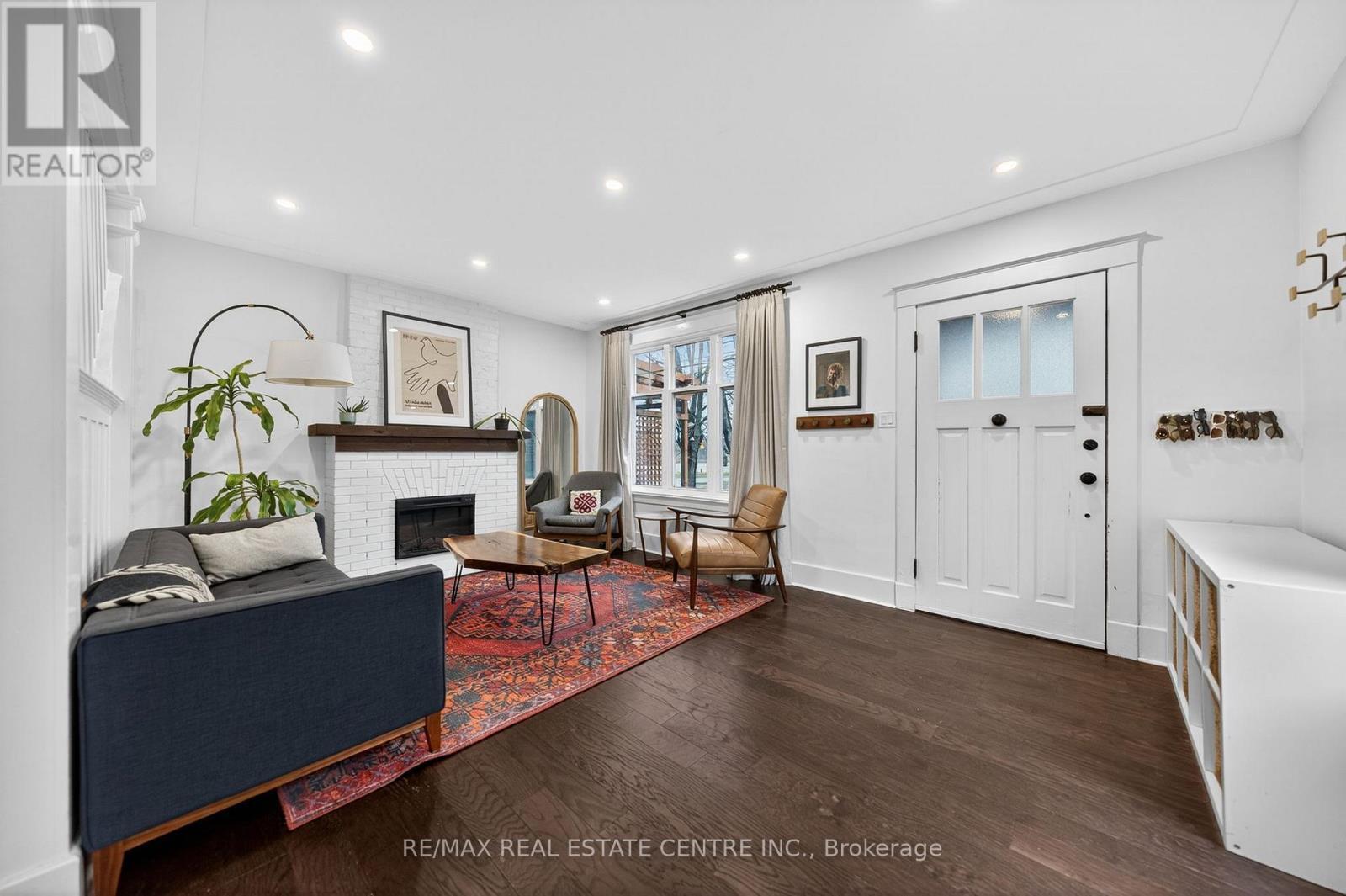 282 Park Street, Kitchener, ON - Indoor With Fireplace