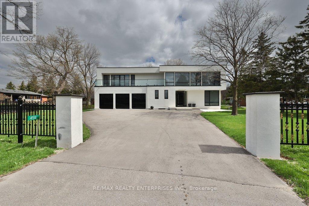 4511 Guelph Line, Burlington, ON - Outdoor With Facade