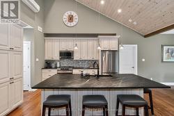 LARGE ISLAND -