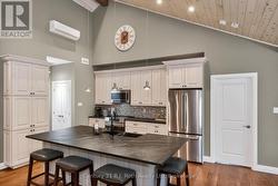 KITCHEN -