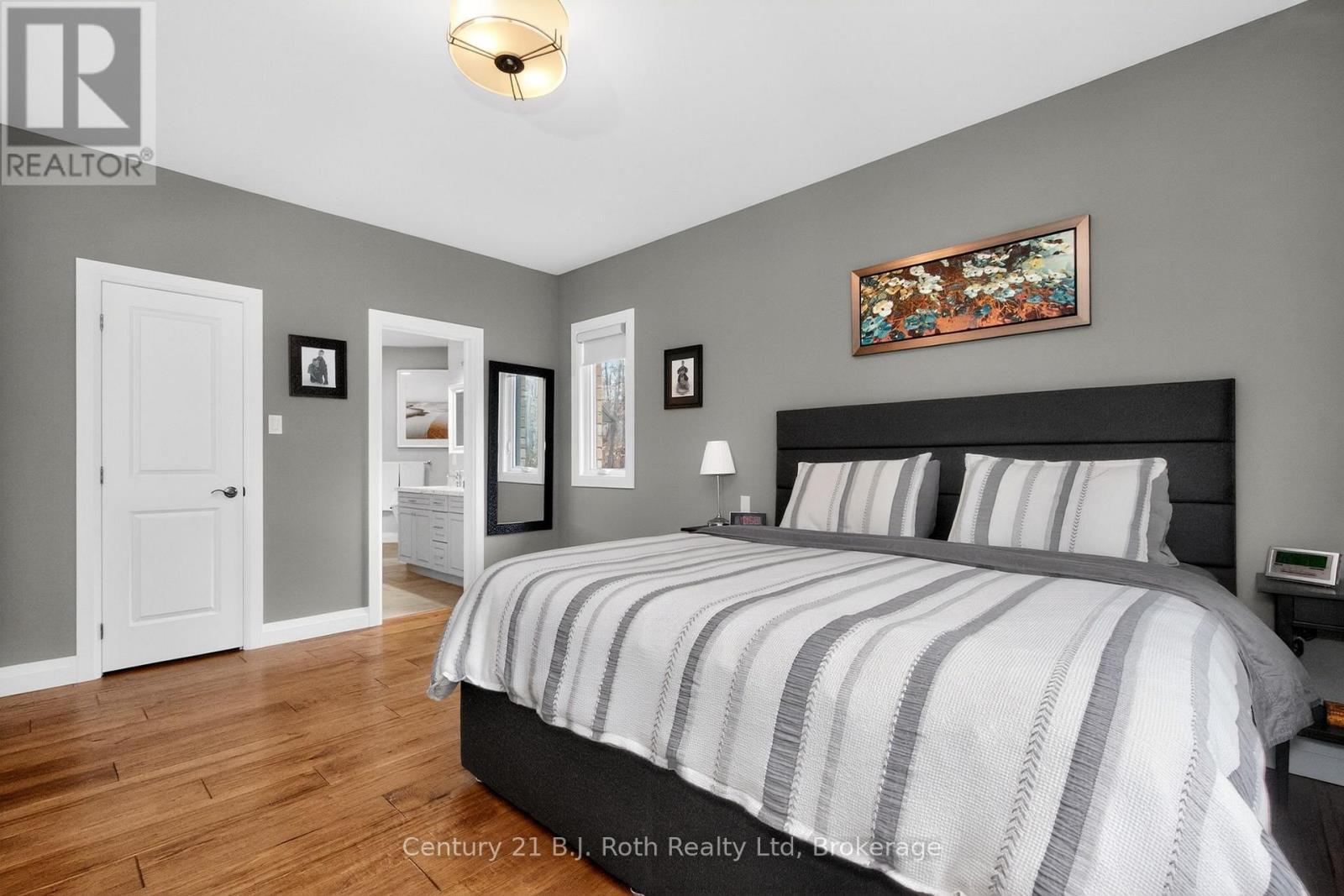 PRIMARY BEDROOM - 291 Concession Road 8 E, Tiny, ON - Indoor Photo Showing Bedroom