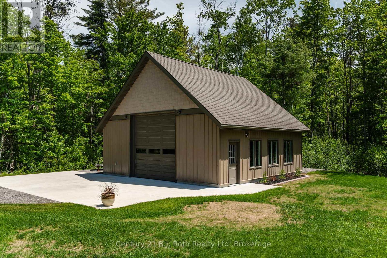DETACHED GARAGE - 291 Concession Road 8 E, Tiny, ON - Outdoor With Deck Patio Veranda With Exterior