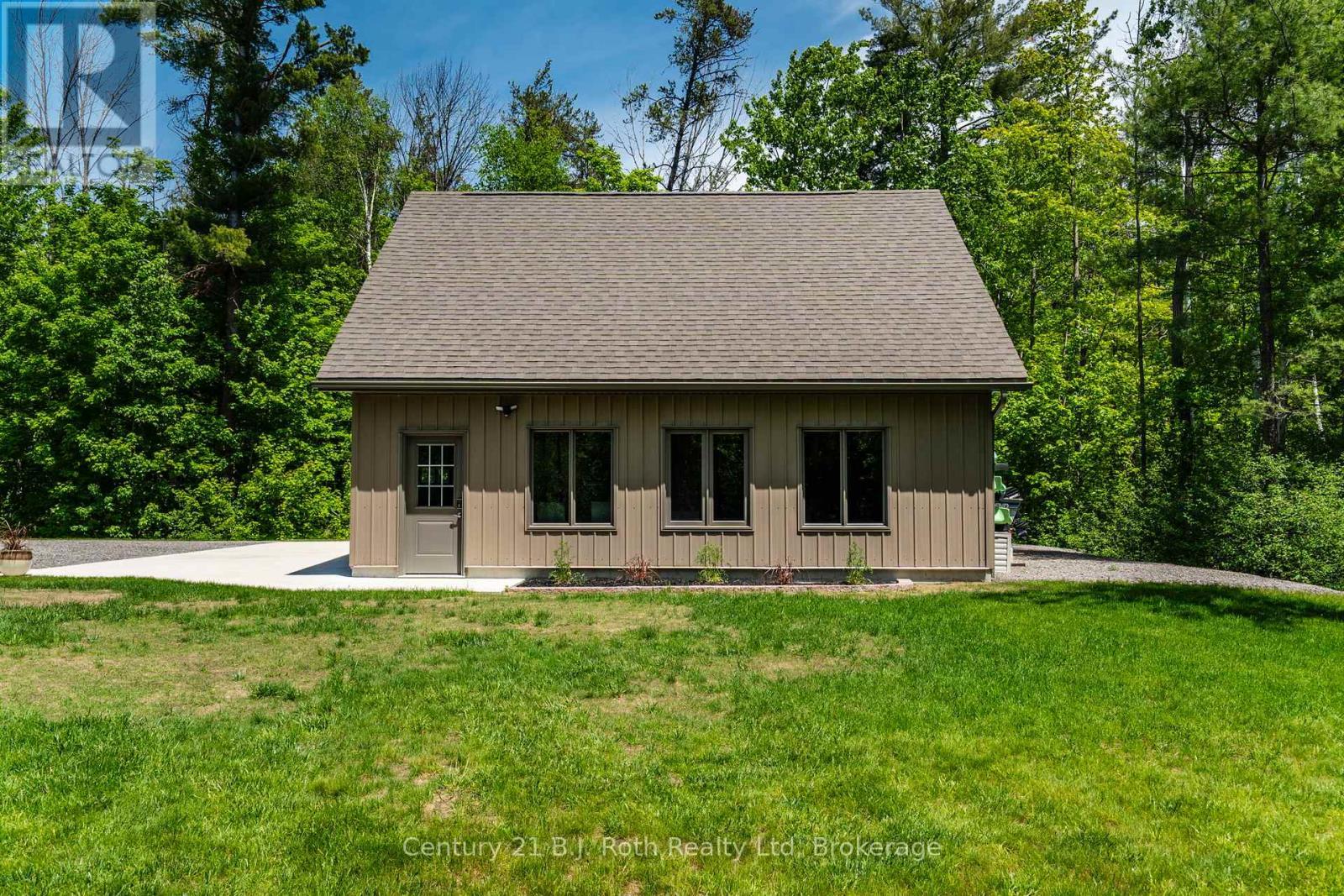 DETACHED GARAGE - 291 Concession Road 8 E, Tiny, ON - Outdoor With Deck Patio Veranda With Exterior
