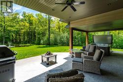 HOT TUB -
