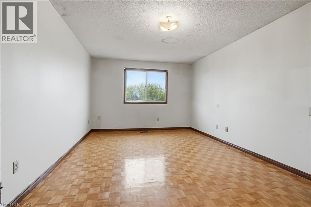 60 Rexford Drive, Hamilton, ON - Indoor Photo Showing Other Room
