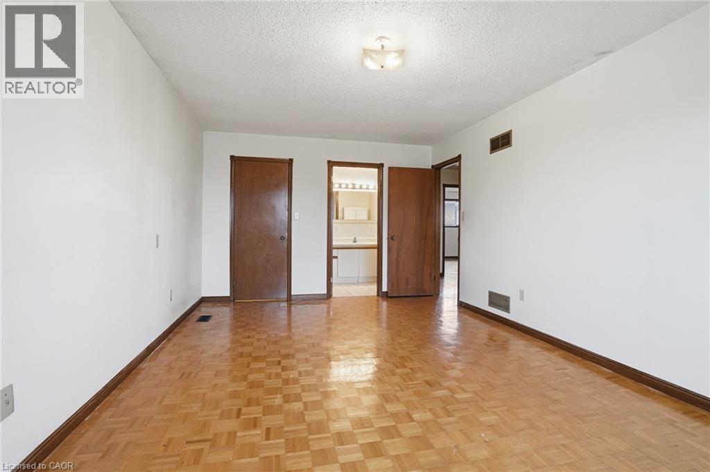 60 Rexford Drive, Hamilton, ON - Indoor Photo Showing Other Room