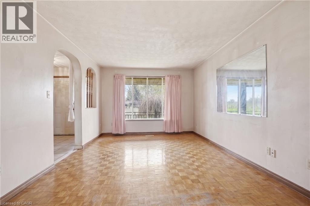 60 Rexford Drive, Hamilton, ON - Indoor Photo Showing Other Room