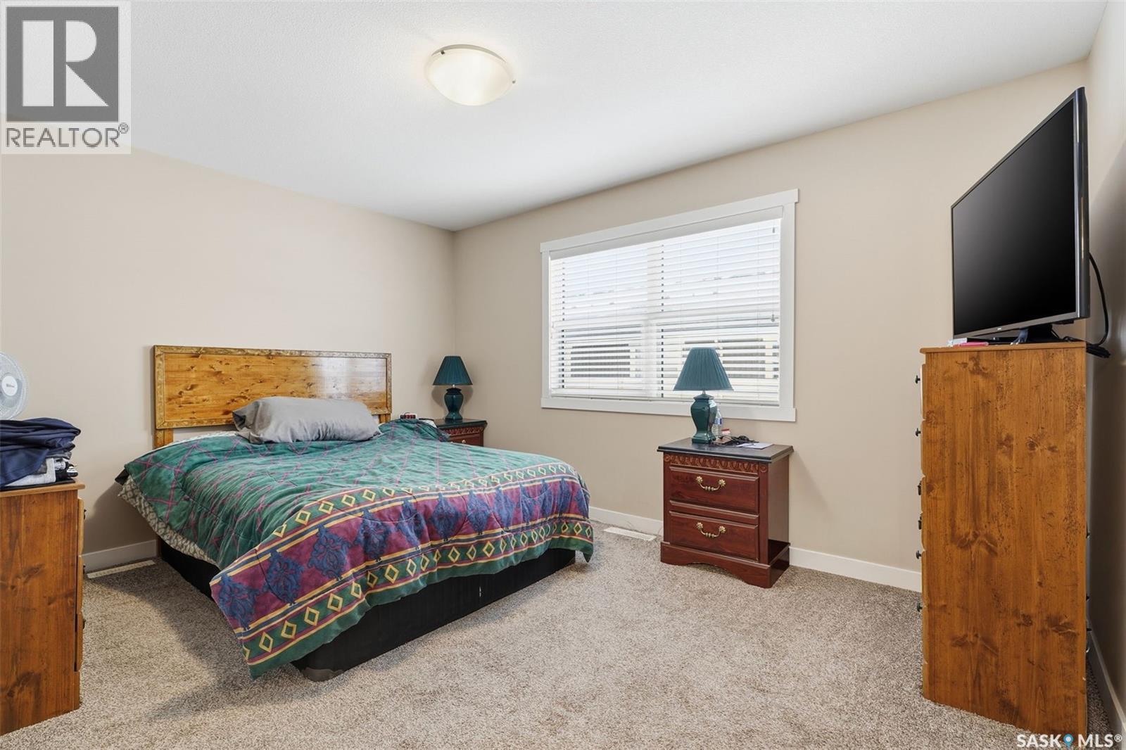 556 Pringle Crescent, Saskatoon, SK - Indoor Photo Showing Bedroom