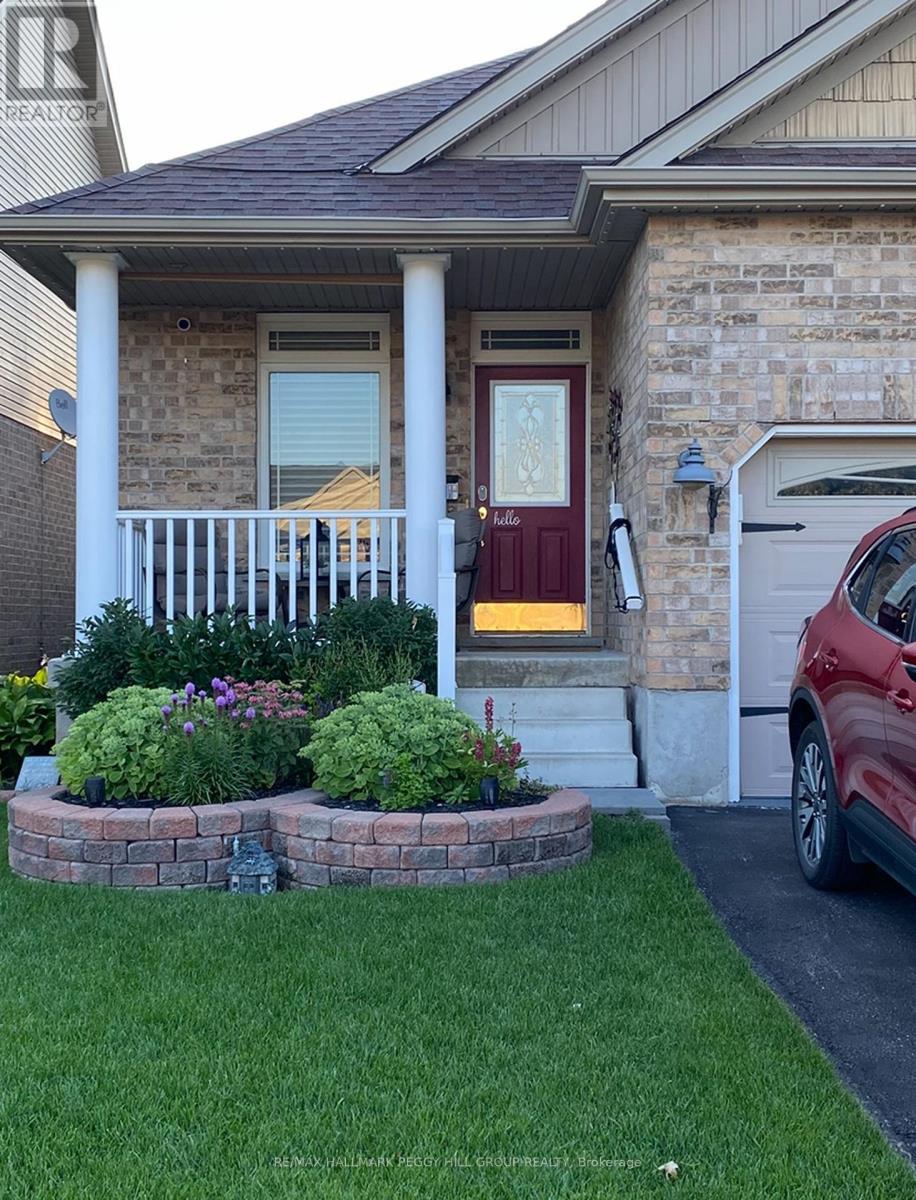 11 Red Cedar Lane, Essa, ON - Outdoor