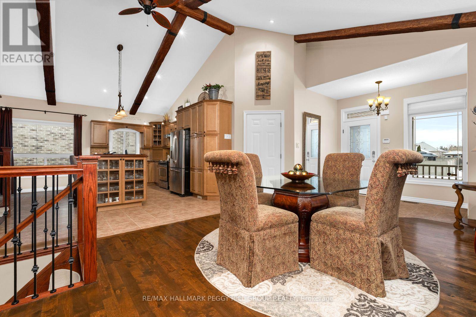 11 Red Cedar Lane, Essa, ON - Indoor