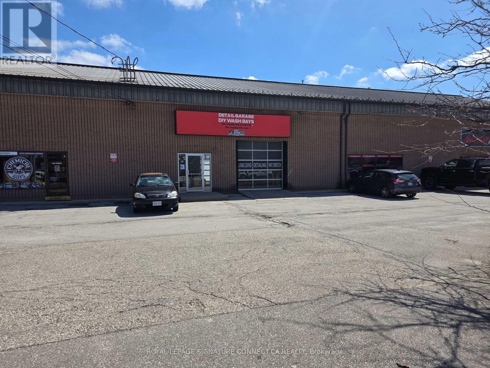 1215 Victoria Street N, Kitchener, ON
