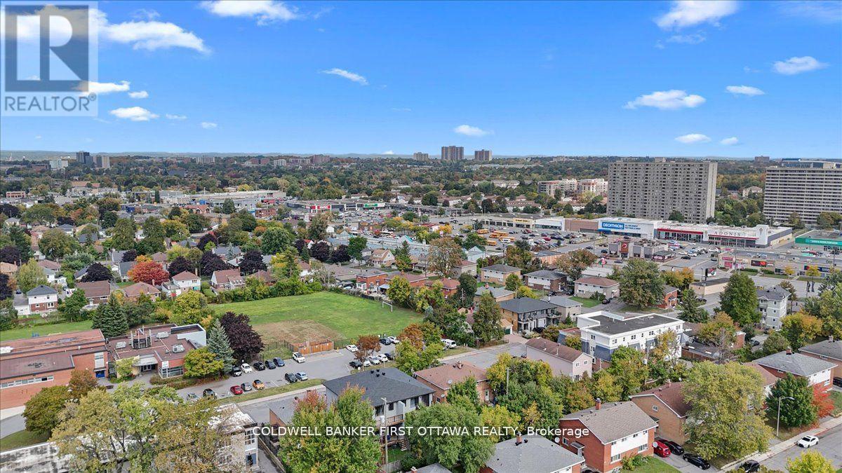 562 Queen Mary Street, Ottawa, ON - Outdoor With View