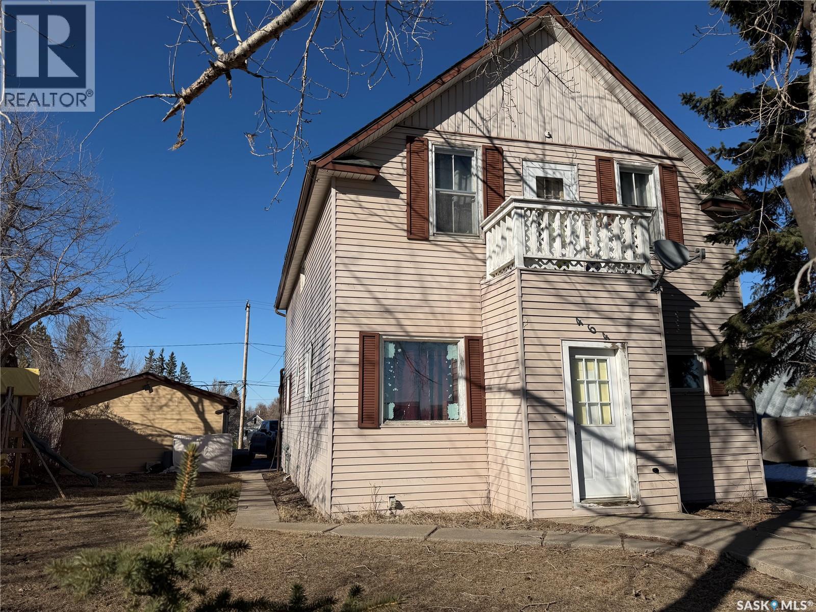 464 1St Avenue E, Melville, SK - Outdoor