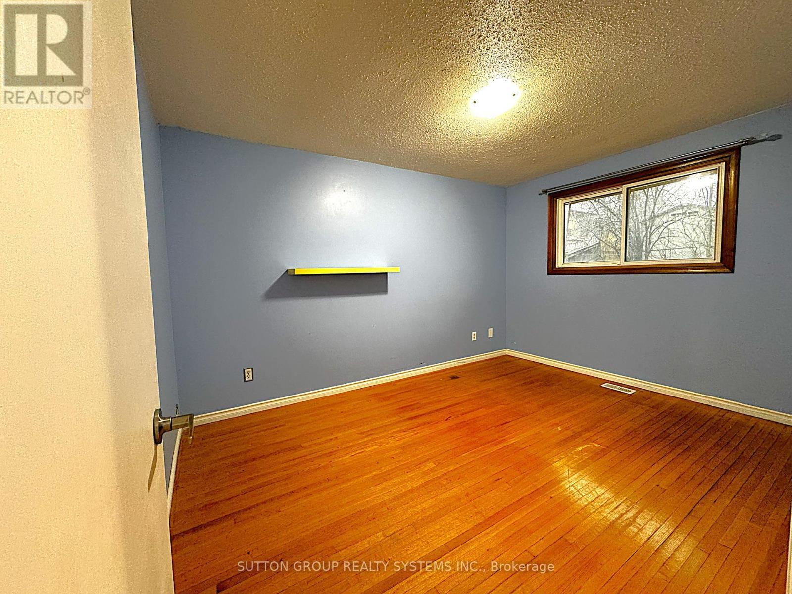 42 Ingleside Drive, Kitchener, ON - Indoor Photo Showing Other Room