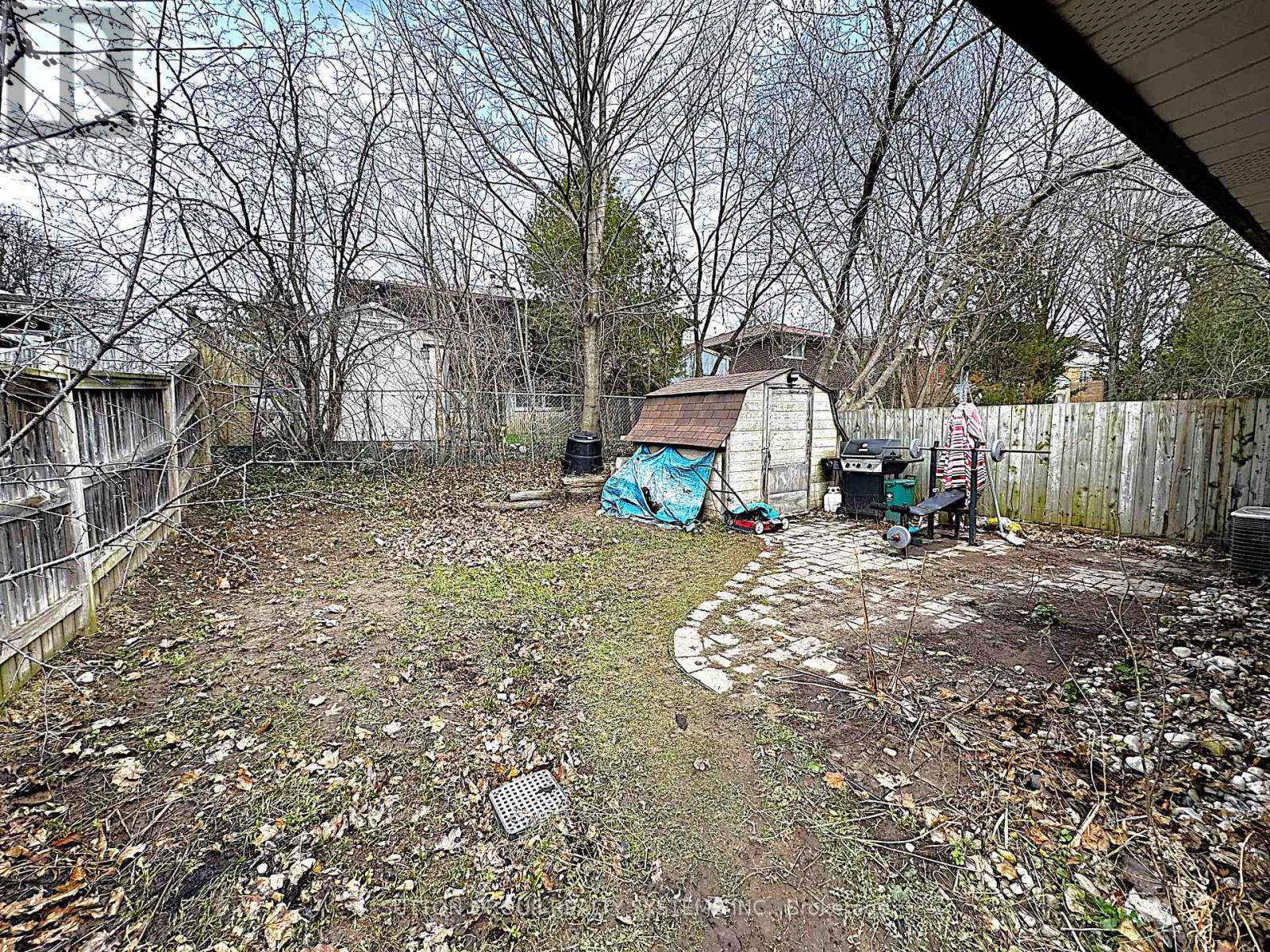 42 Ingleside Drive, Kitchener, ON - Outdoor