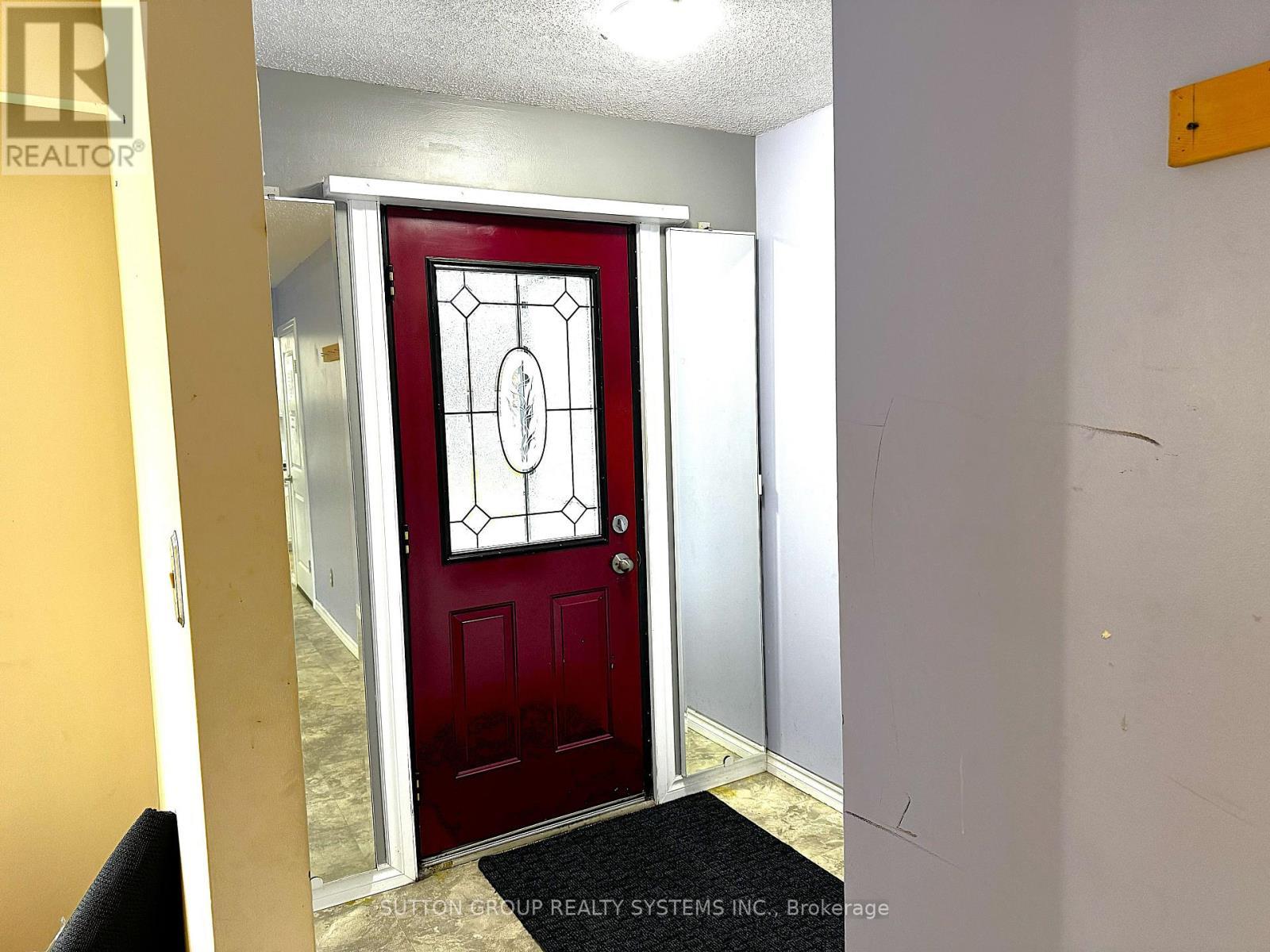 42 Ingleside Drive, Kitchener, ON - Indoor Photo Showing Other Room