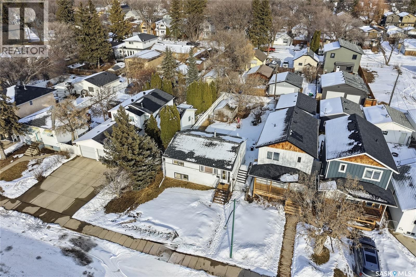 2123 St George Avenue, Saskatoon, SK - Outdoor