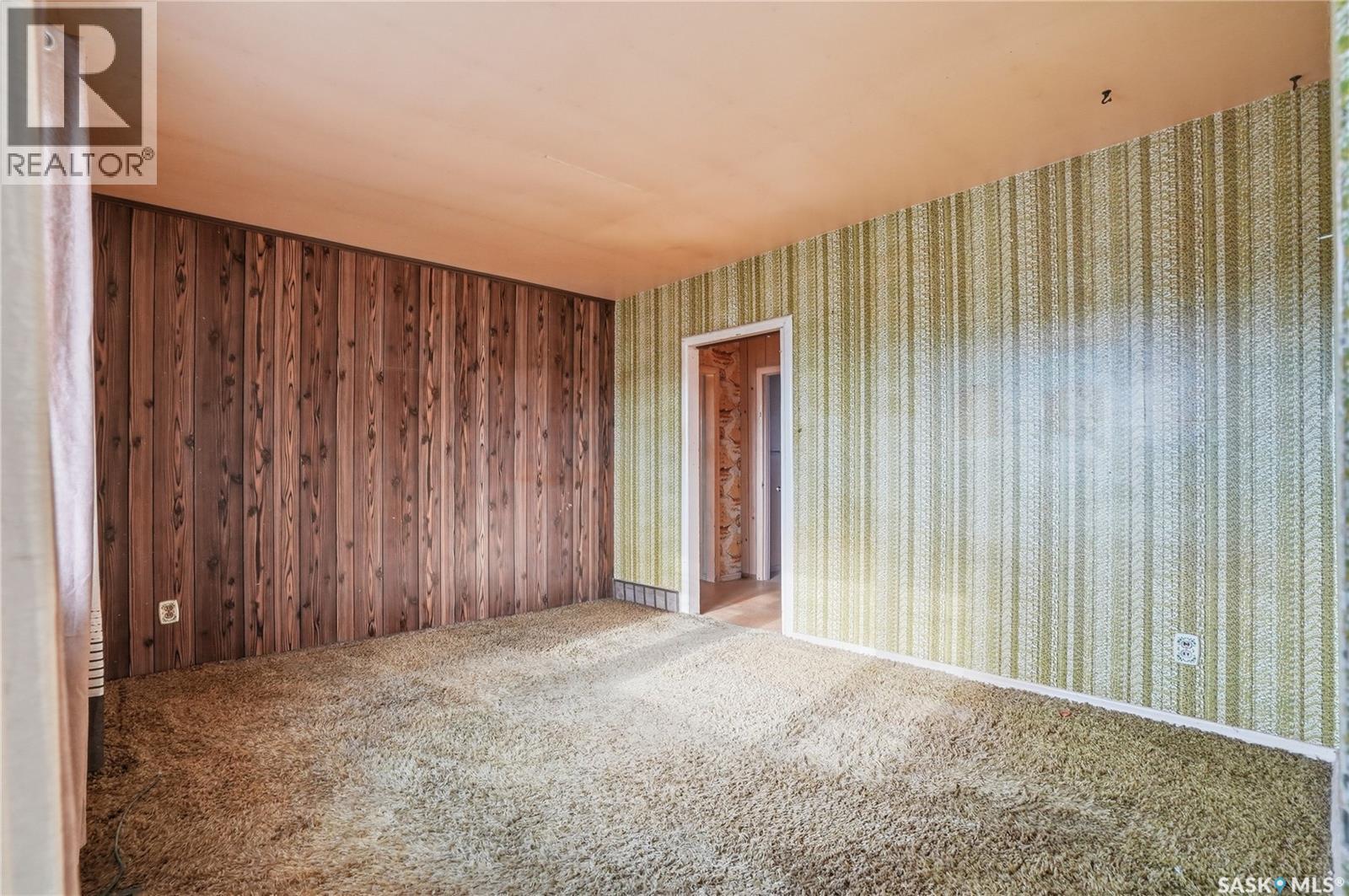 2123 St George Avenue, Saskatoon, SK - Indoor Photo Showing Other Room