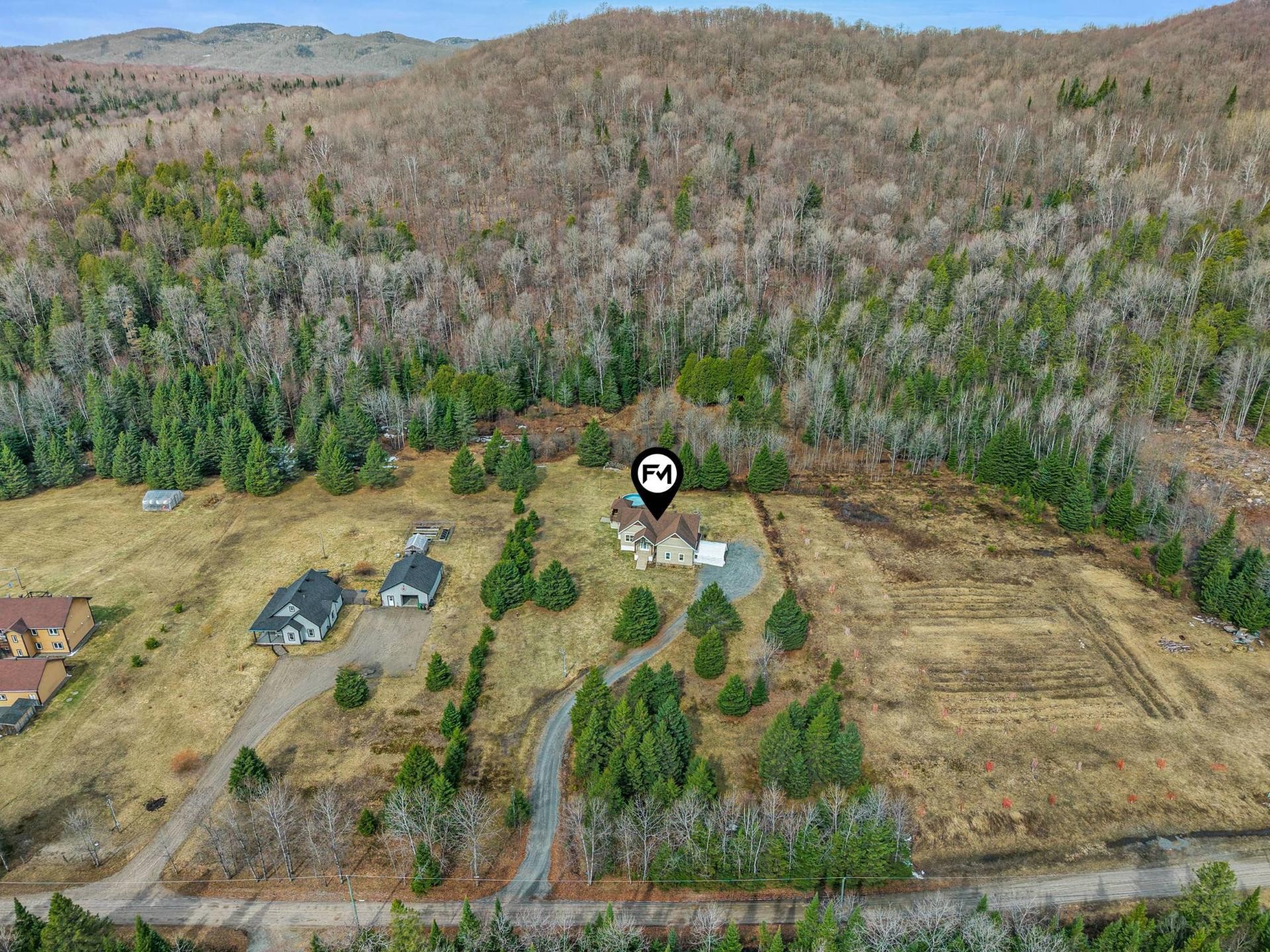 Photo aérienne - 11 Ch. Twin-Lake, Arundel, QC - Outdoor With View