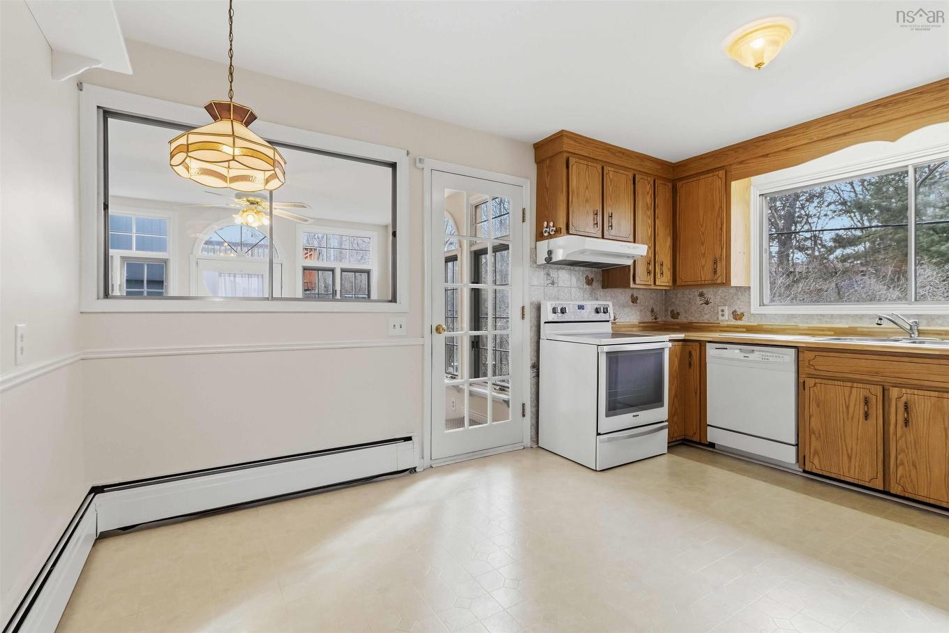 71 Woodward Crescent, Halifax, NS