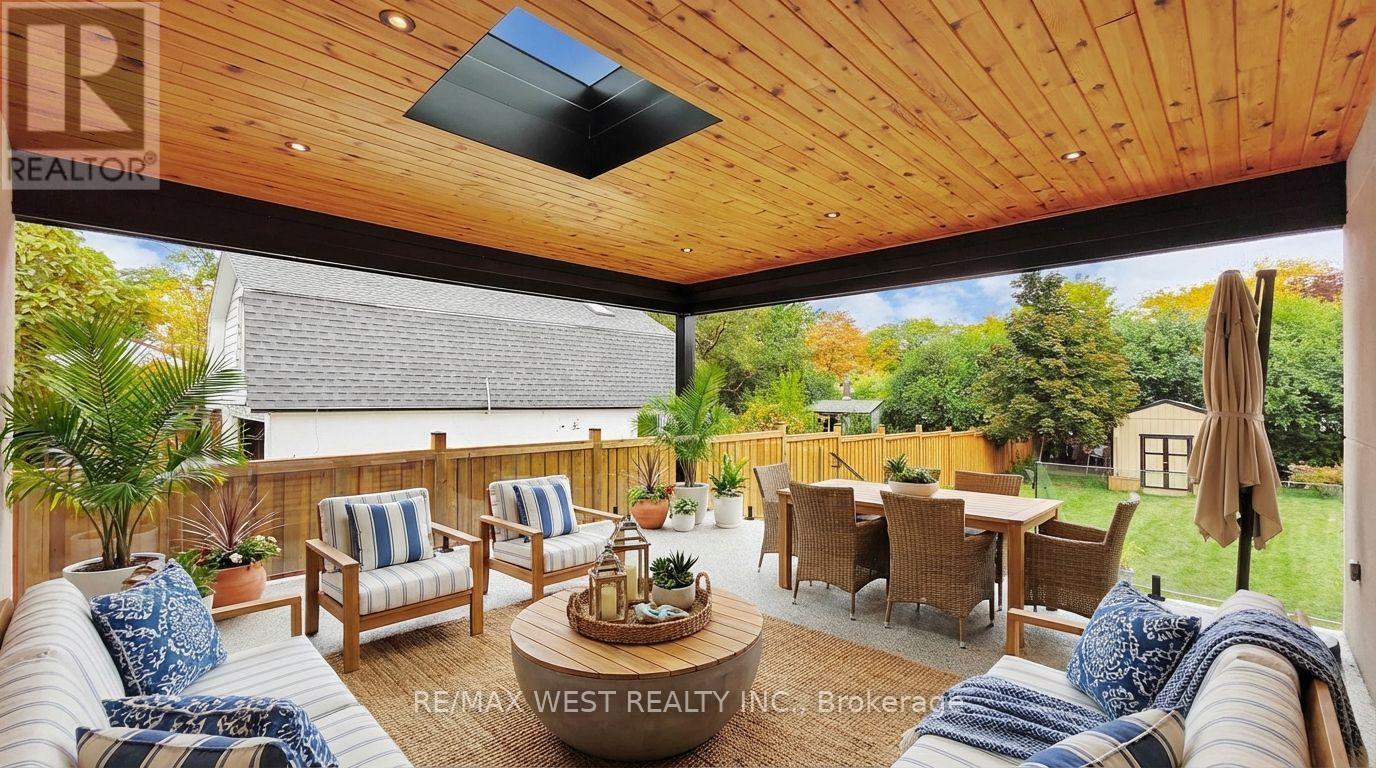 2267 Fifth Line W, Mississauga, ON - Outdoor With Deck Patio Veranda