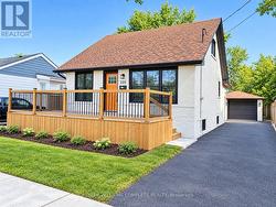 225 HENRIETTA STREET Fort Erie (Central), ON L2A 2K6