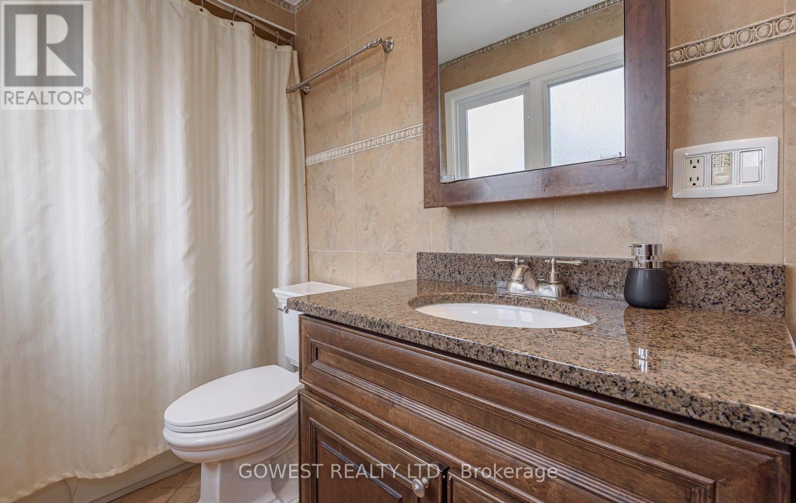 6564 Edenwood Drive, Mississauga, ON - Indoor Photo Showing Bathroom