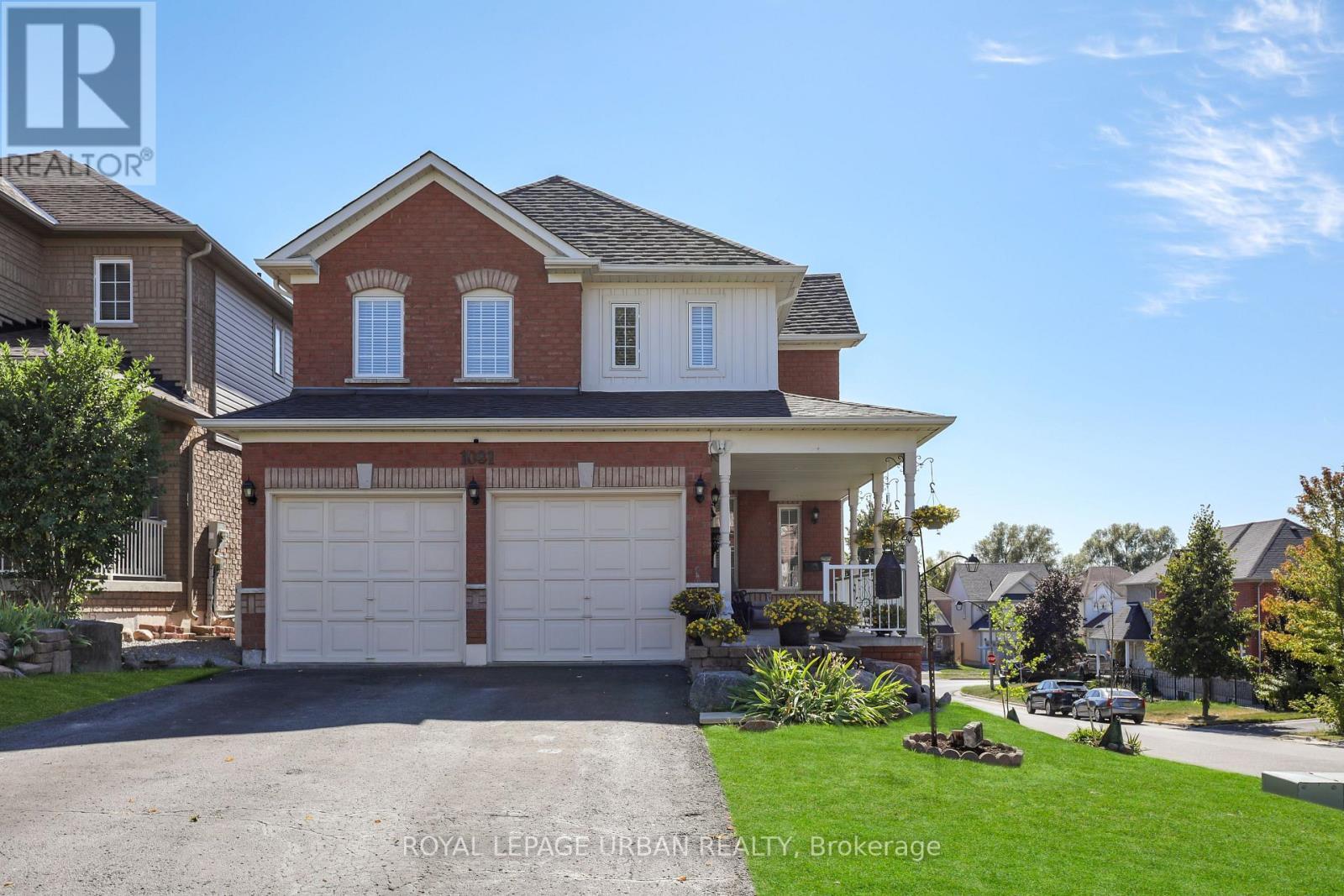 1081 Keswick Court, Oshawa, ON - Outdoor With Facade