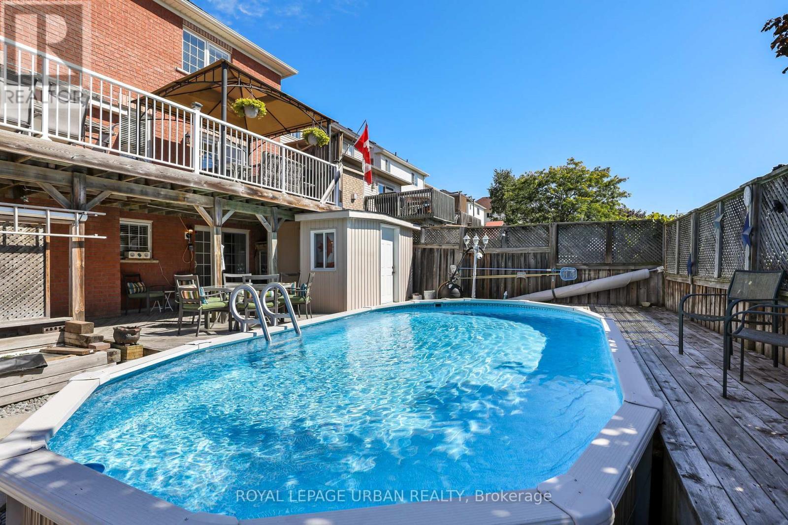 1081 Keswick Court, Oshawa, ON - Outdoor With Above Ground Pool