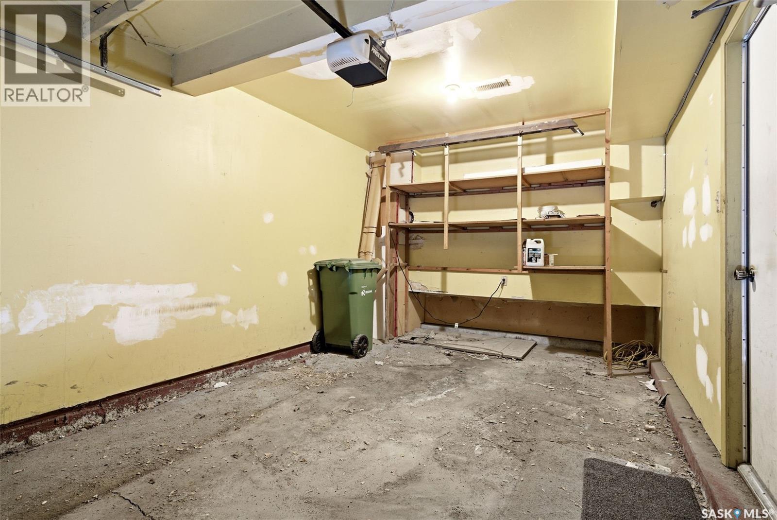 104 Lockwood Road, Regina, SK - Indoor Photo Showing Other Room