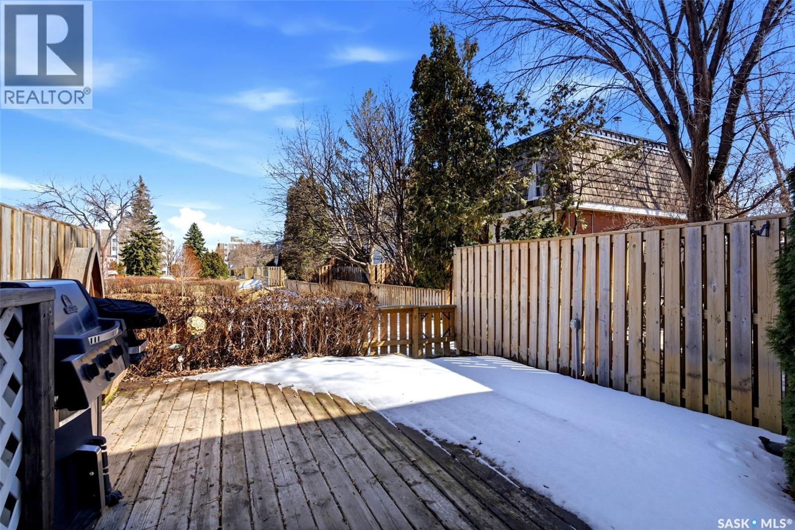 104 Lockwood Road, Regina, SK - Outdoor With Deck Patio Veranda