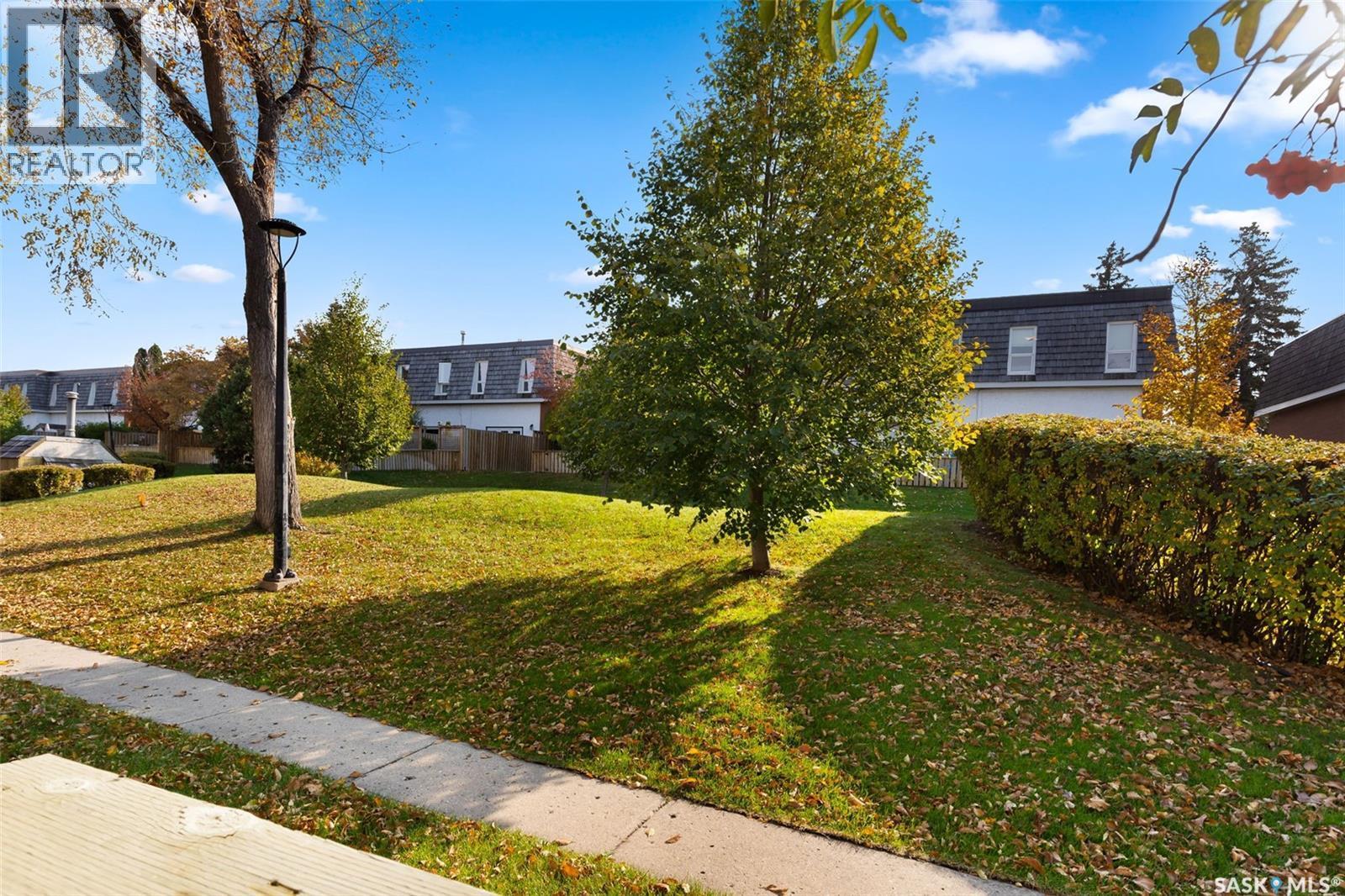 104 Lockwood Road, Regina, SK - Outdoor
