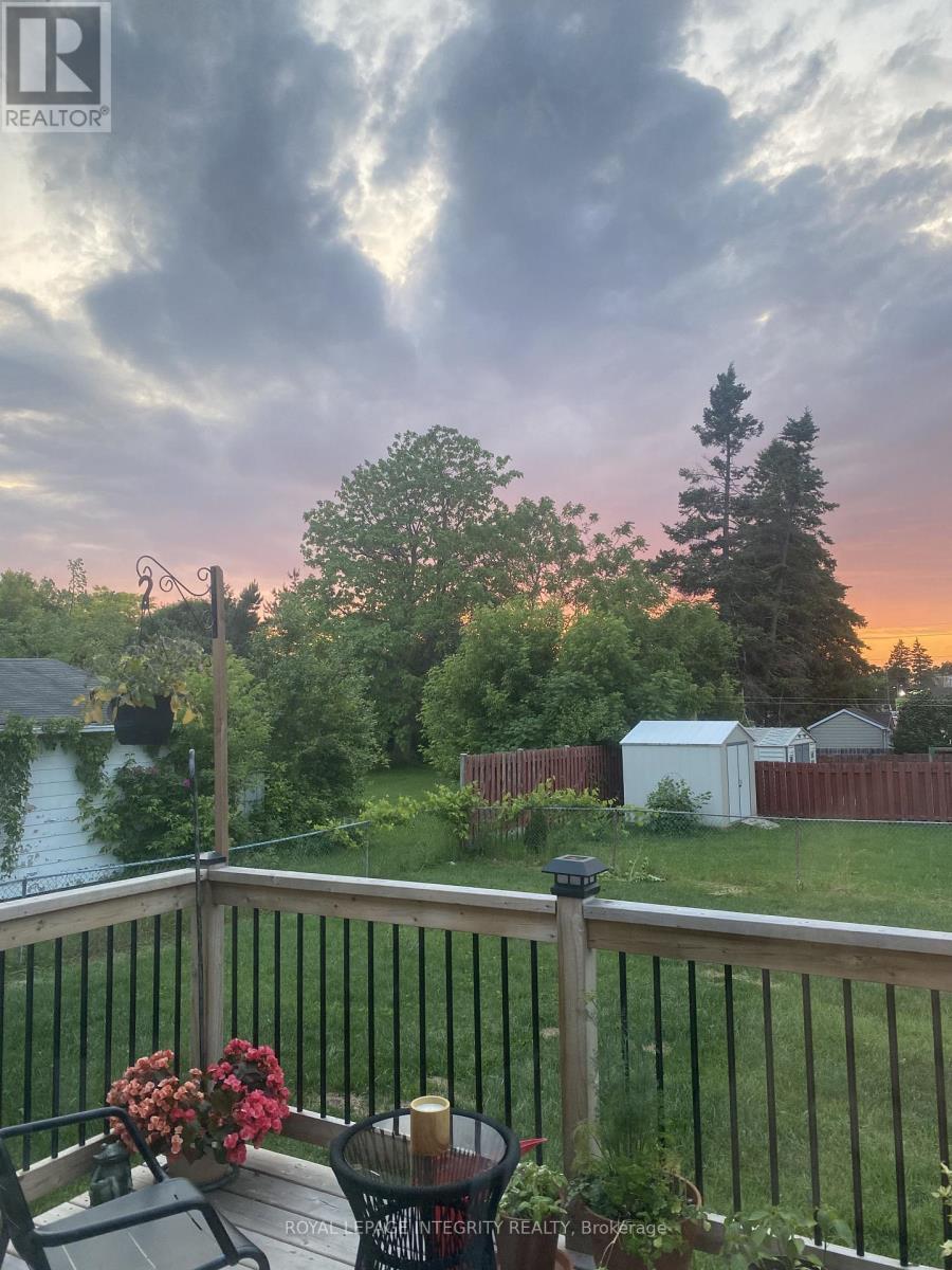 Back Deck - 3264 Johnston Avenue, Cornwall, ON - Outdoor With Deck Patio Veranda