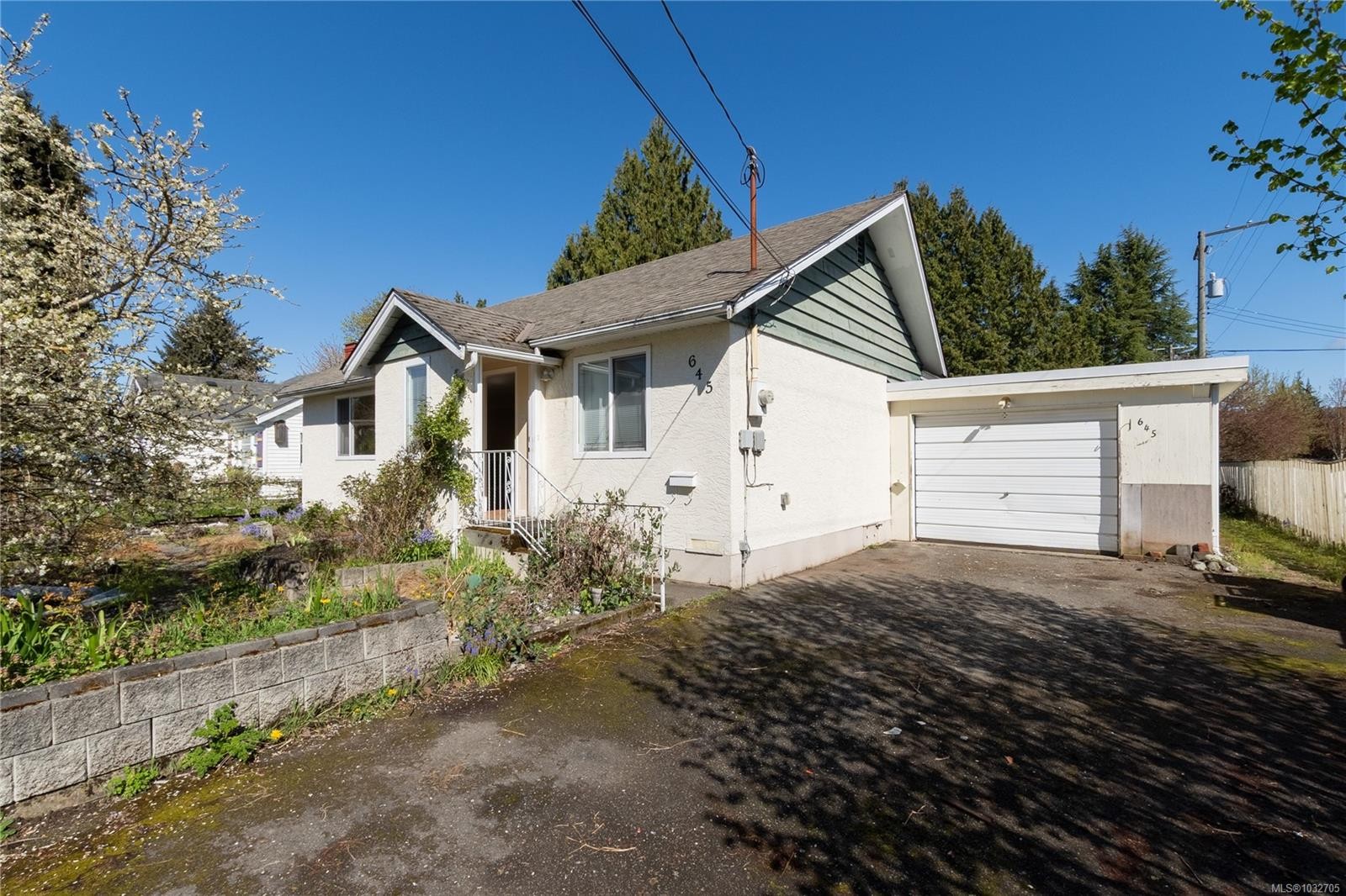 645 Dobson Rd, Duncan, BC