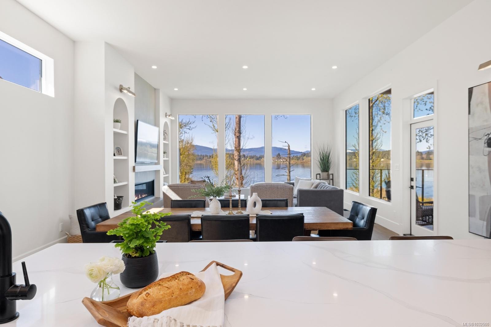 1855 Westlock Rd, Duncan, BC