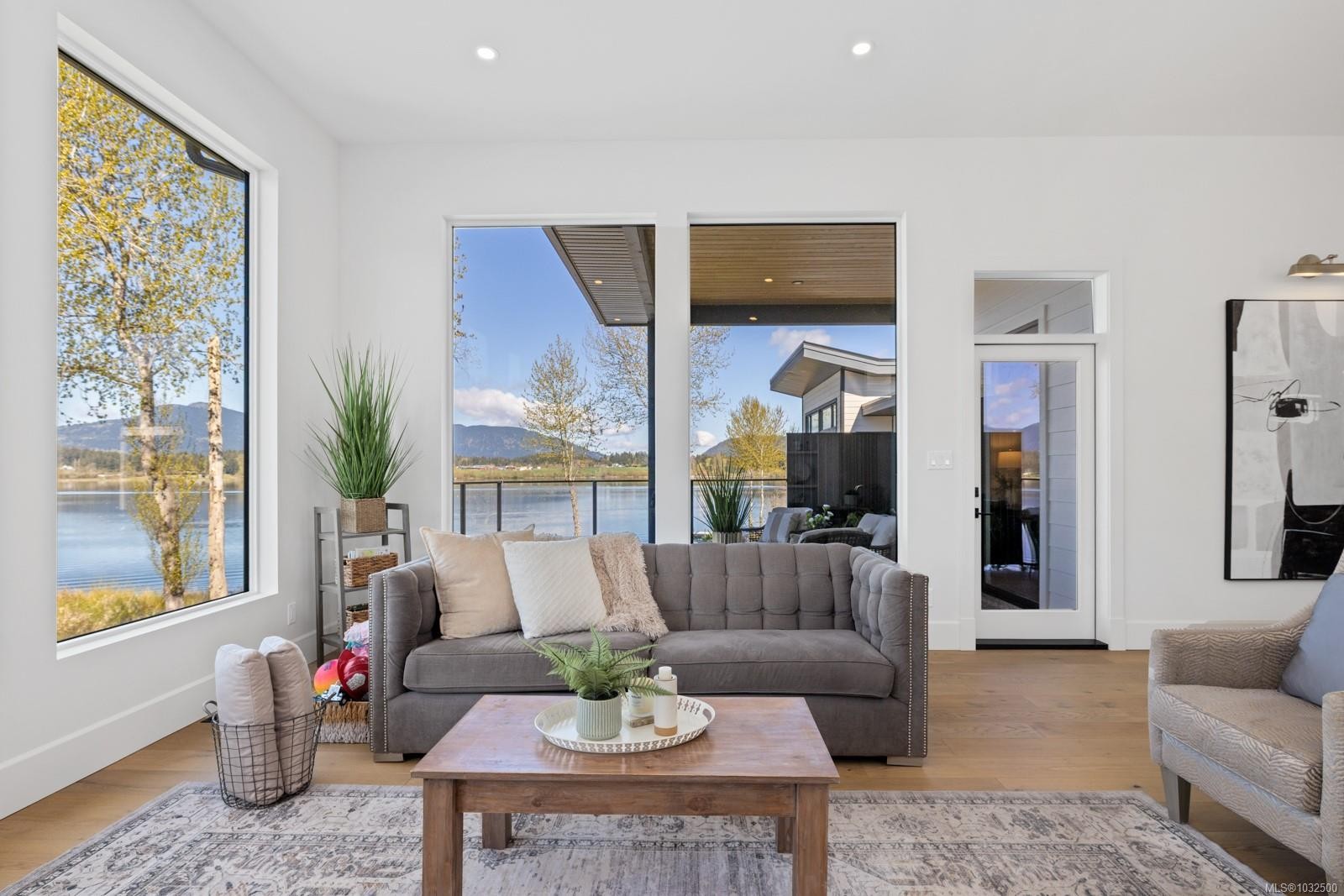 1855 Westlock Rd, Duncan, BC