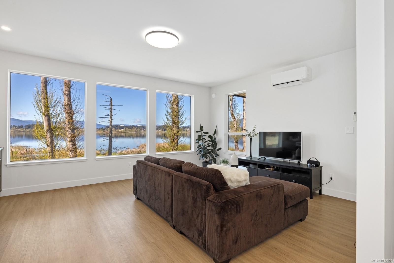 1855 Westlock Rd, Duncan, BC