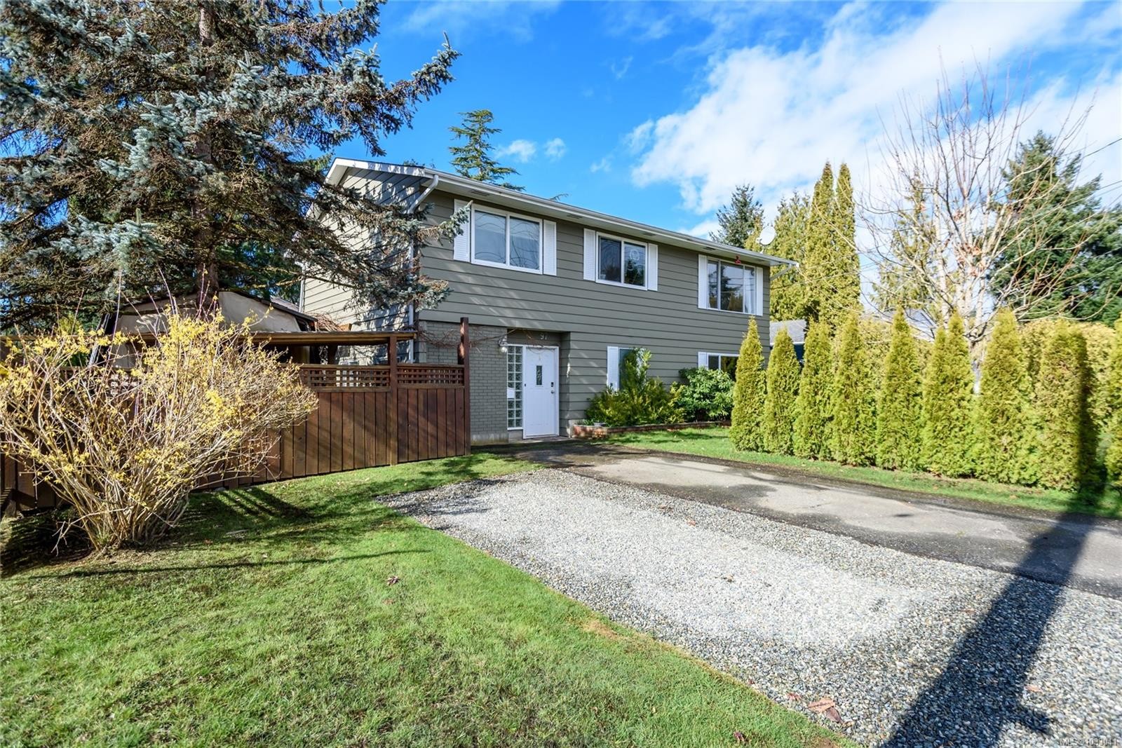 97 Mitchell Rd, Courtenay, BC