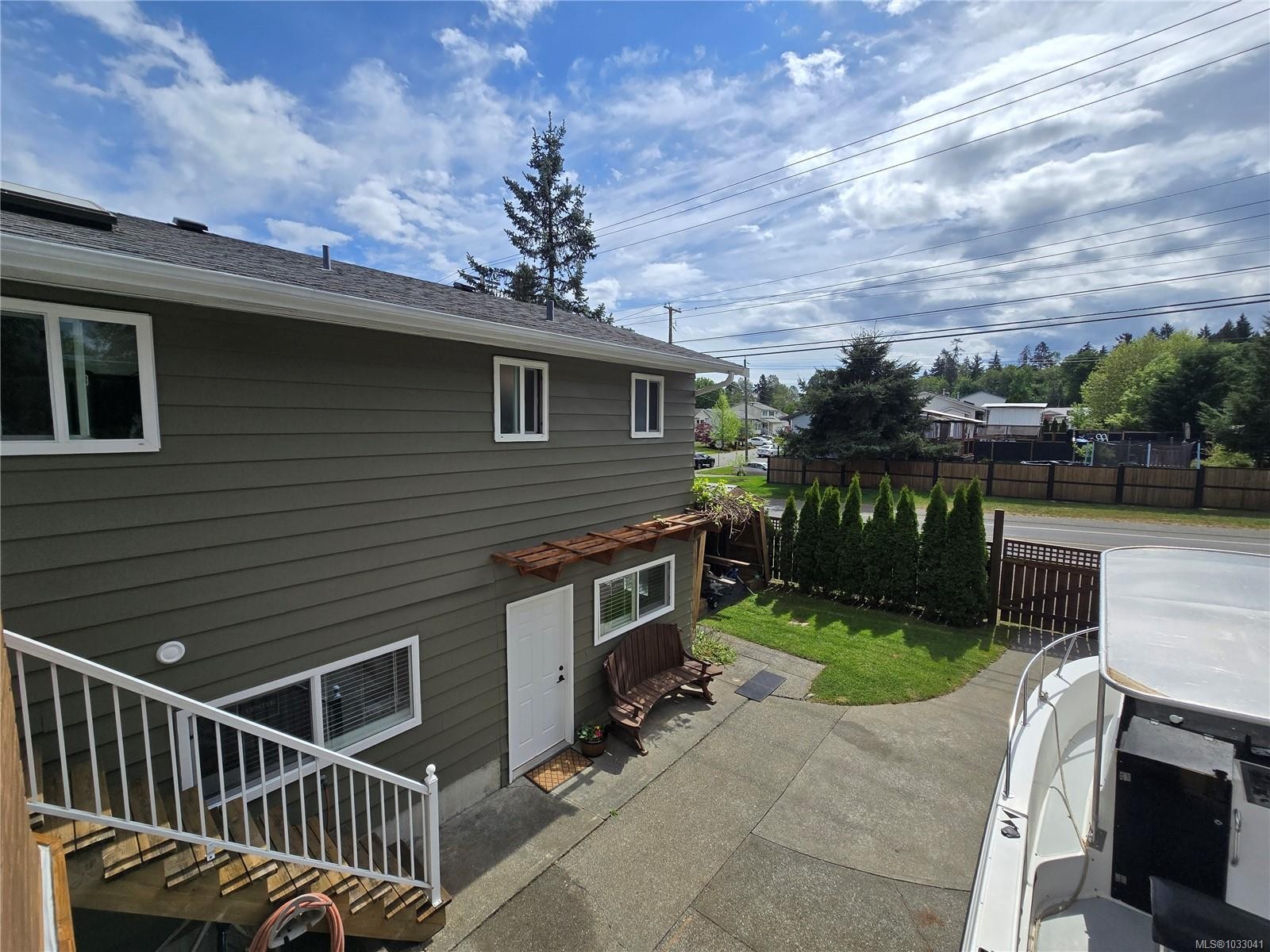 97 Mitchell Rd, Courtenay, BC