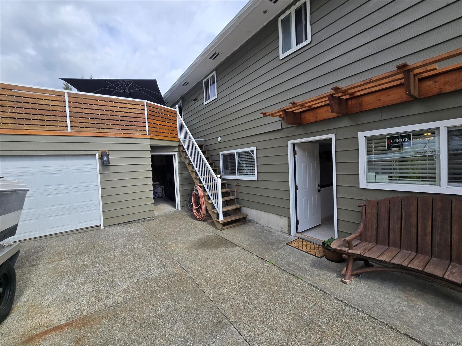 97 Mitchell Rd, Courtenay, BC