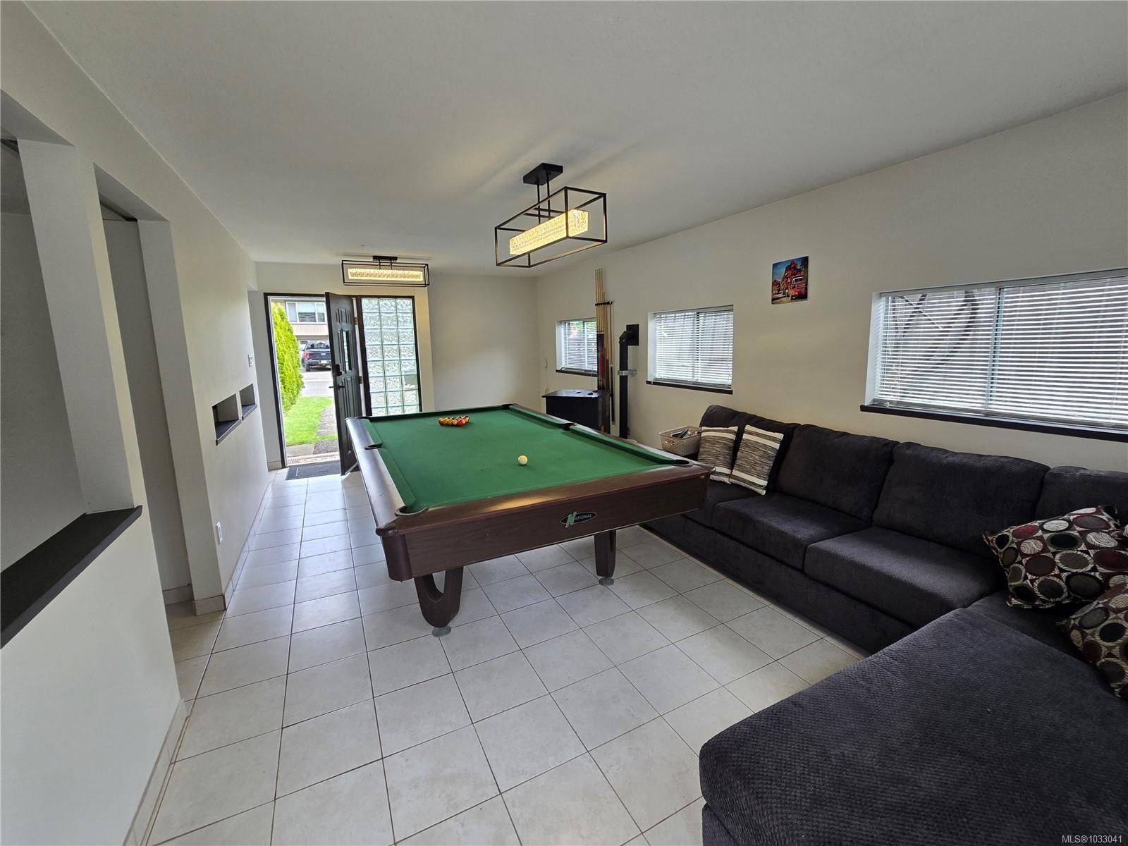 97 Mitchell Rd, Courtenay, BC