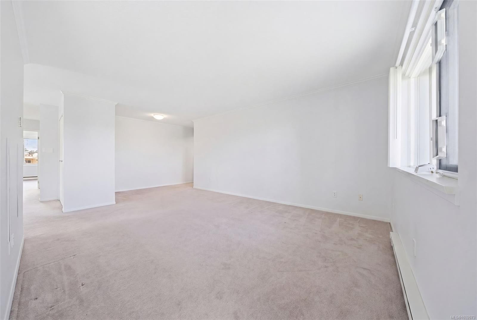 308-103 Gorge Rd East, Victoria, BC - Indoor Photo Showing Other Room