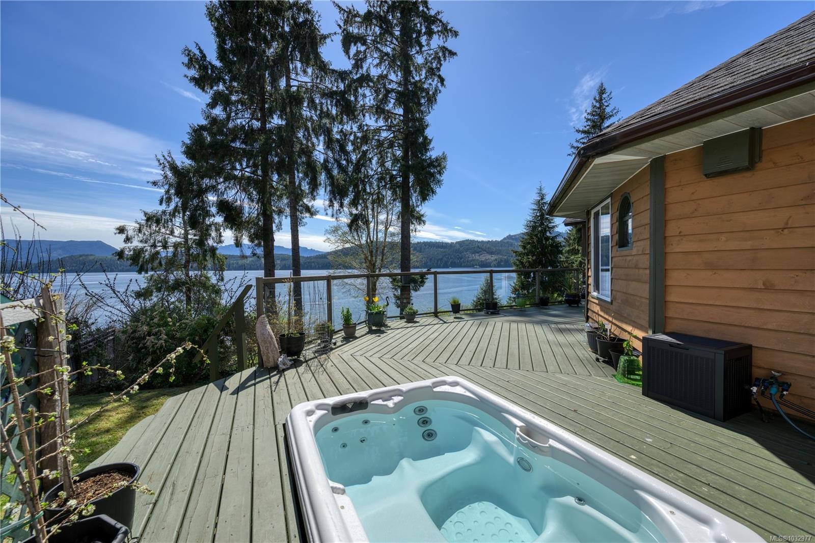 321 Harbour Rd, Coal Harbour, BC