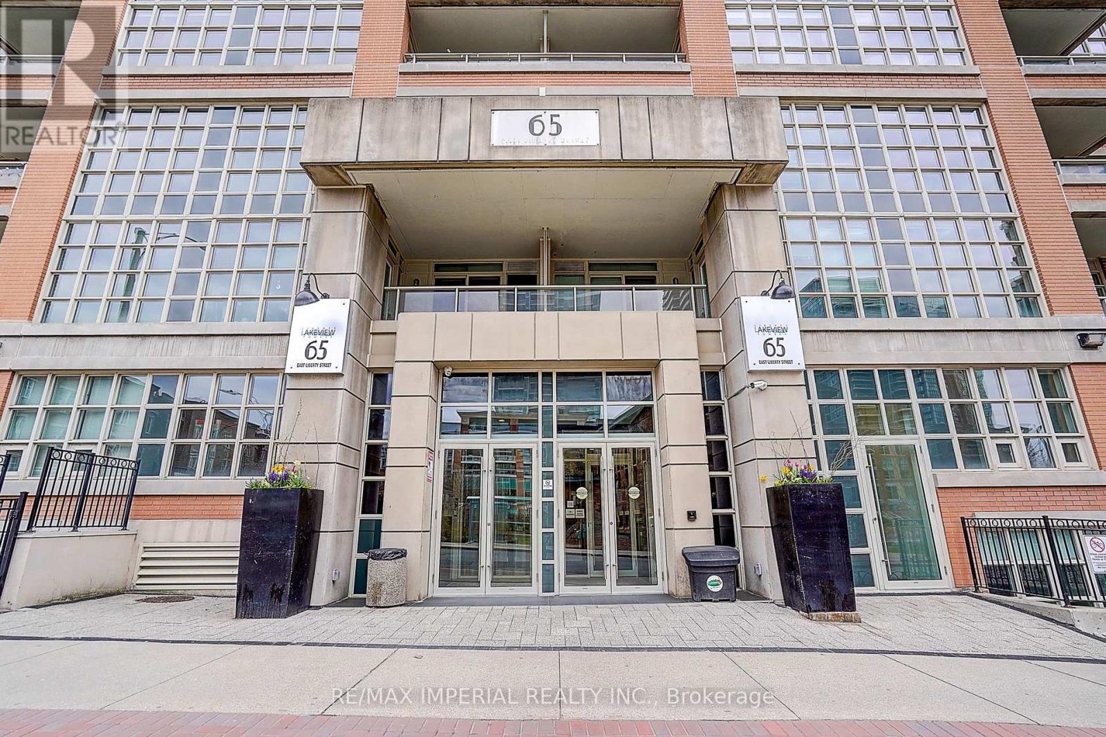 417 - 65 East Liberty Street, Toronto, ON - Outdoor With Balcony With Facade
