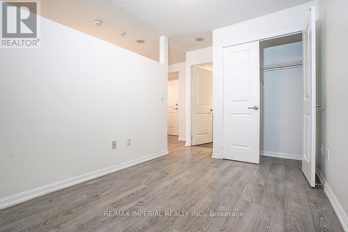 417 - 65 East Liberty Street, Toronto, ON - Indoor Photo Showing Other Room