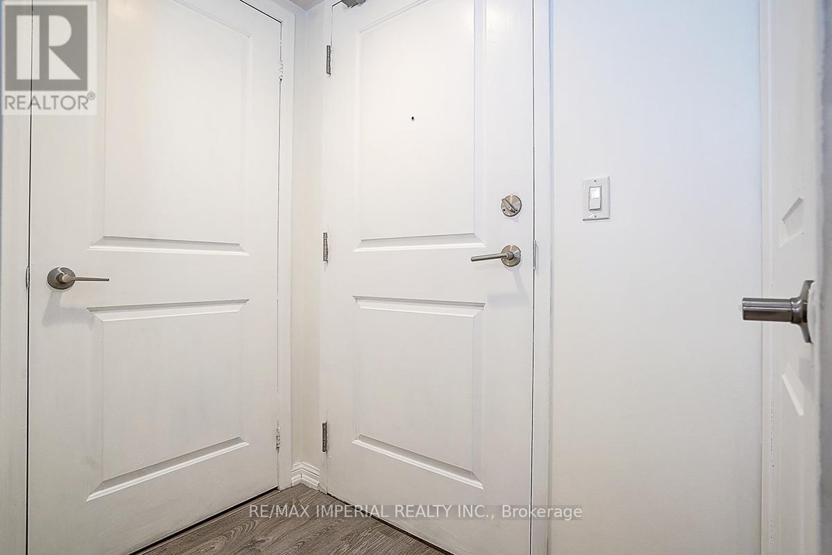 417 - 65 East Liberty Street, Toronto, ON - Indoor Photo Showing Other Room