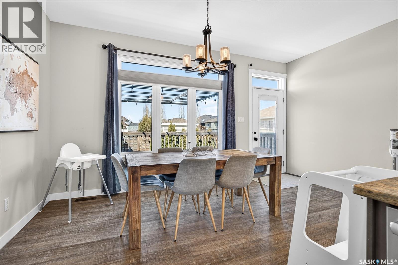1181 Meier Drive, Moose Jaw, SK - Indoor Photo Showing Dining Room