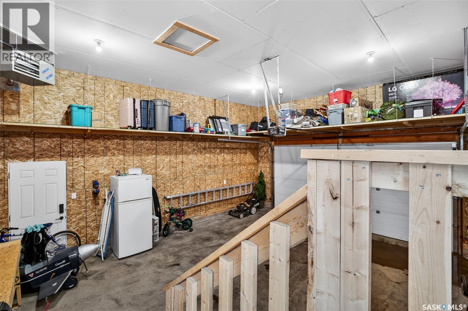 1181 Meier Drive, Moose Jaw, SK - Indoor